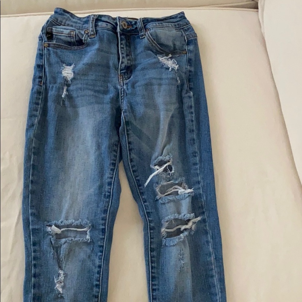 Vici Distressed Jeans